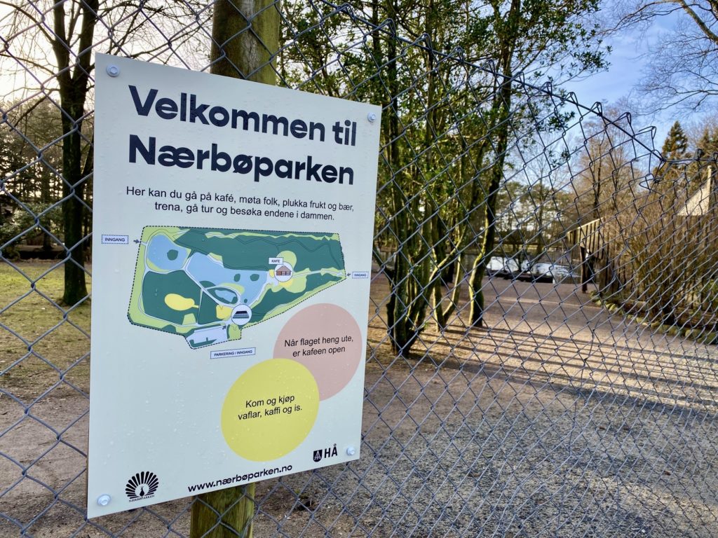 Gårdsbesøk på Jæren
Skilt Nærbøparken